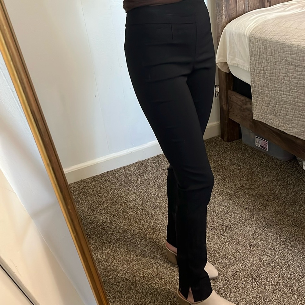 Renuar black pants size 0 NWT Split Hem